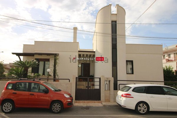 casa indipendente in vendita a Crispiano