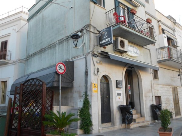 negozio in vendita a Crispiano