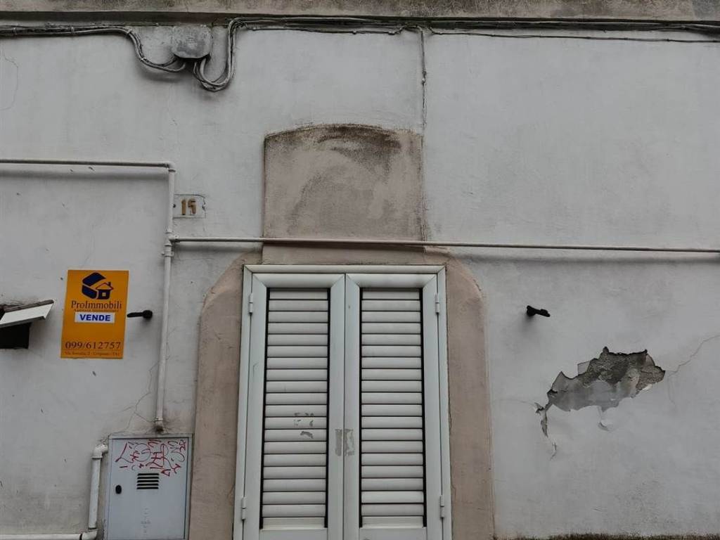 casa indipendente in vendita a Crispiano