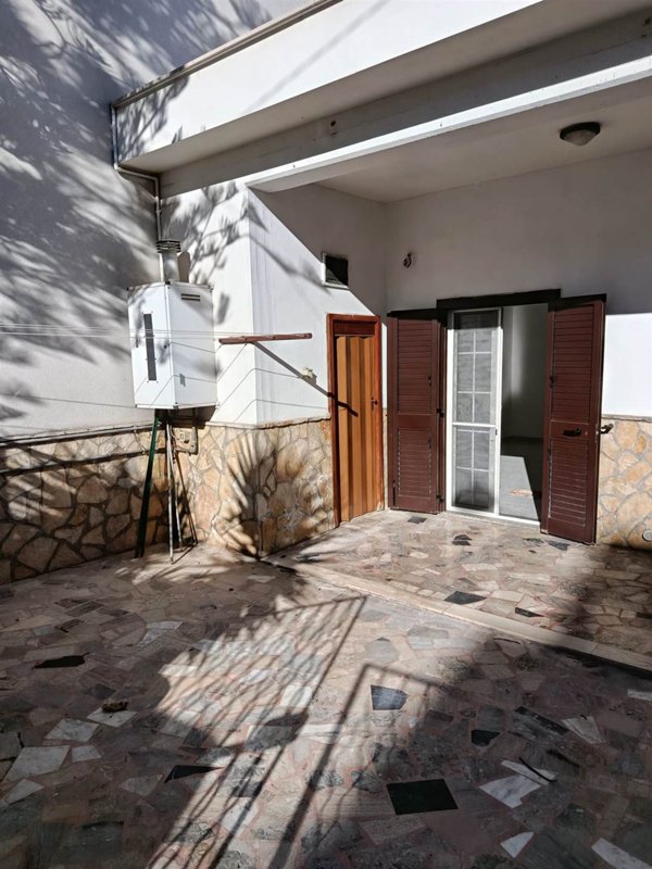 casa indipendente in vendita a Crispiano