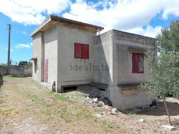 casa indipendente in vendita a Crispiano