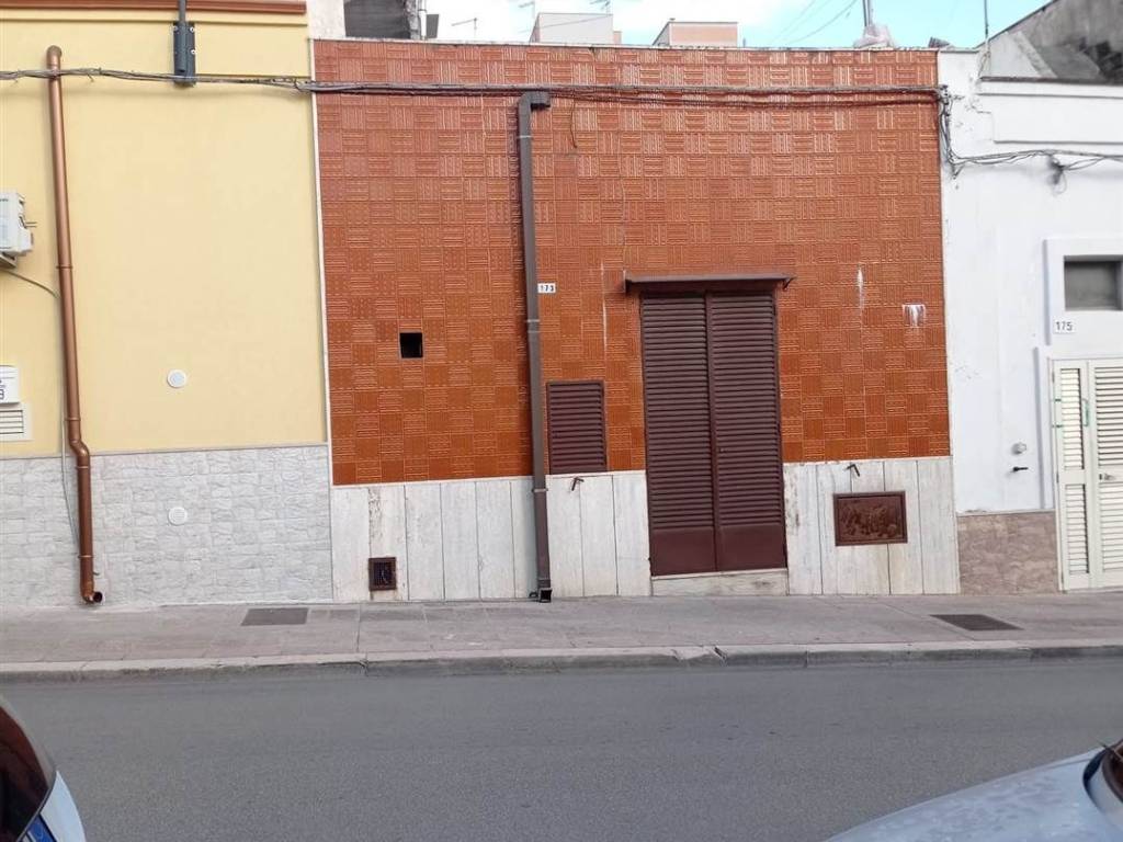 casa indipendente in vendita a Crispiano