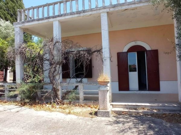 casa indipendente in vendita a Crispiano