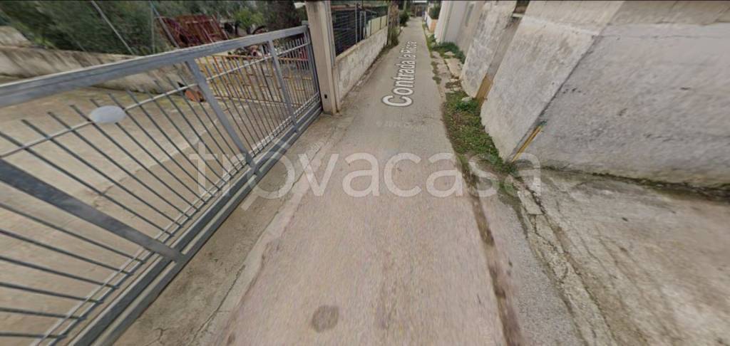 casa indipendente in vendita a Crispiano