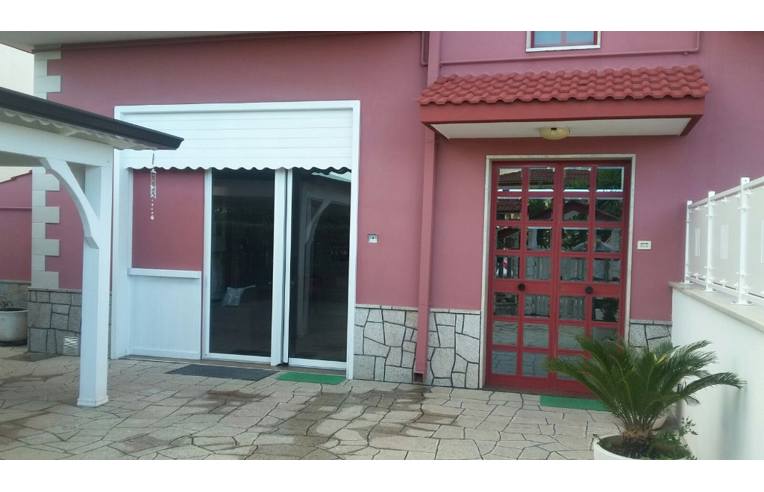 casa indipendente in vendita a Crispiano