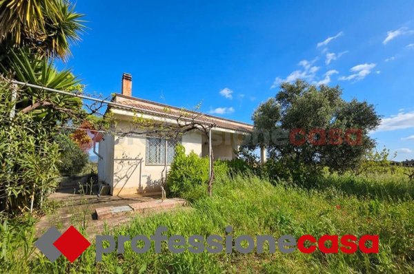 casa indipendente in vendita a Crispiano