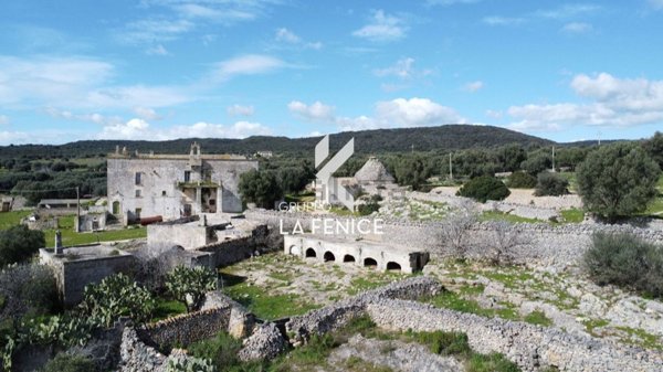 casale in vendita a Crispiano