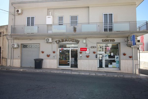 negozio in vendita a Crispiano