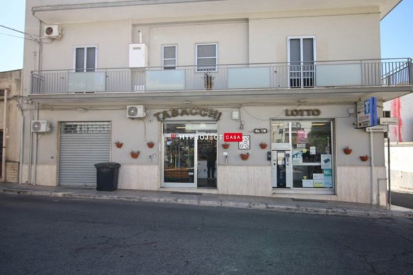 negozio in vendita a Crispiano