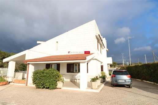 casa indipendente in vendita a Crispiano in zona San Simone