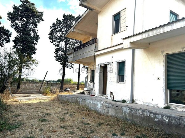 casa indipendente in vendita a Faggiano