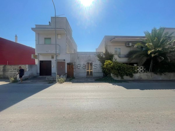 casa indipendente in vendita a Faggiano in zona San Crispieri