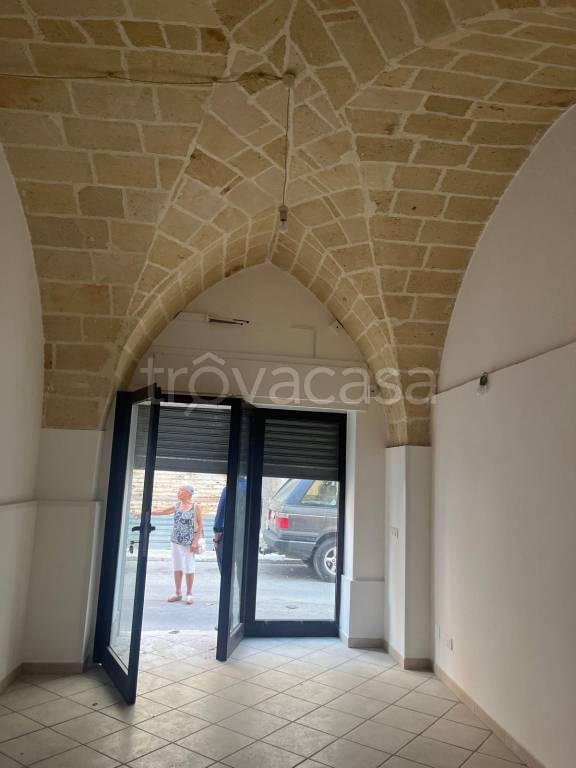 negozio in vendita a Fragagnano