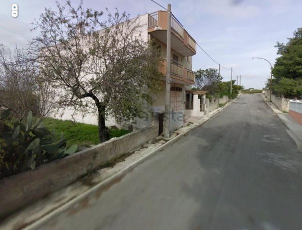 casa indipendente in vendita a Fragagnano