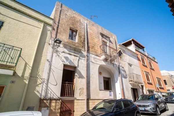 casa indipendente in vendita a Fragagnano