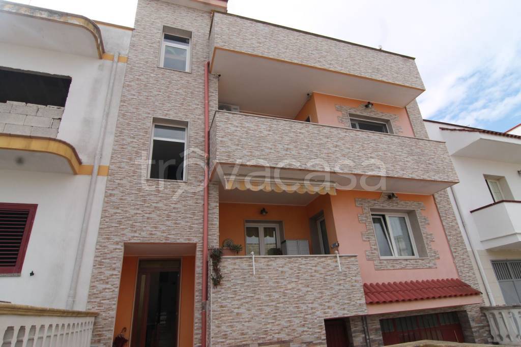 casa indipendente in vendita a Fragagnano