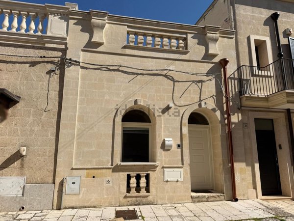 casa indipendente in vendita a Fragagnano