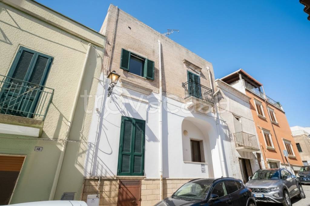 casa indipendente in vendita a Fragagnano