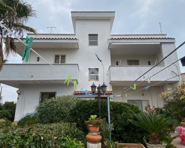 casa indipendente in vendita a Ginosa