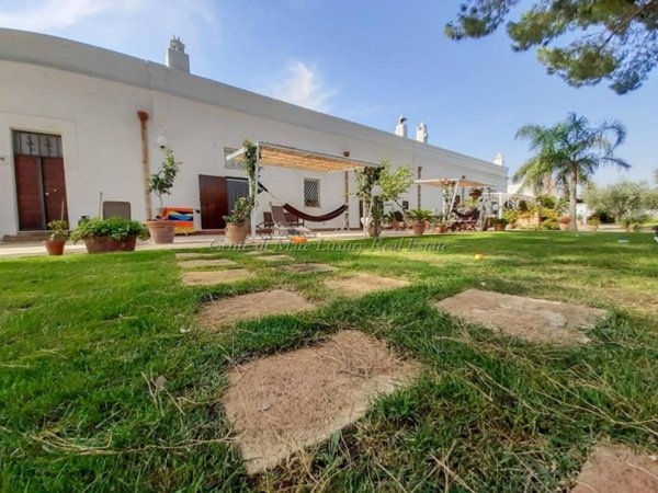 casa indipendente in vendita a Ginosa in zona Marina di Ginosa