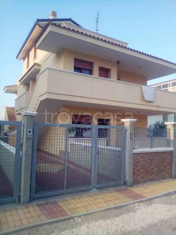 casa indipendente in vendita a Ginosa in zona Marina di Ginosa