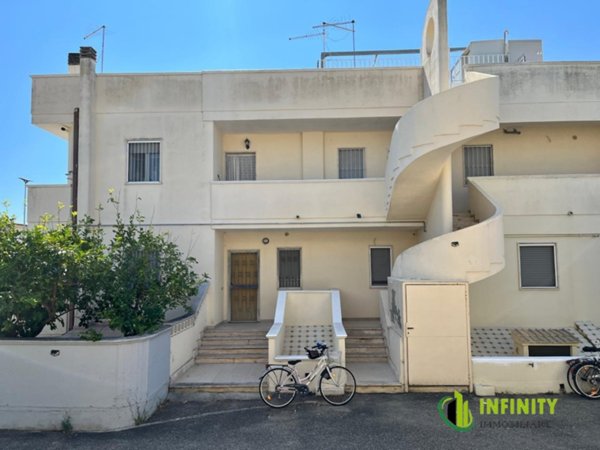 appartamento in vendita a Ginosa in zona Marina di Ginosa