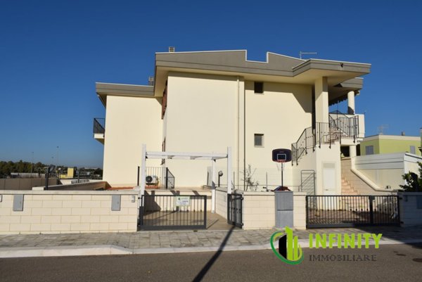 appartamento in vendita a Ginosa in zona Marina di Ginosa