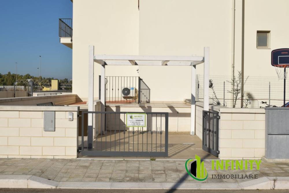 appartamento in vendita a Ginosa in zona Marina di Ginosa