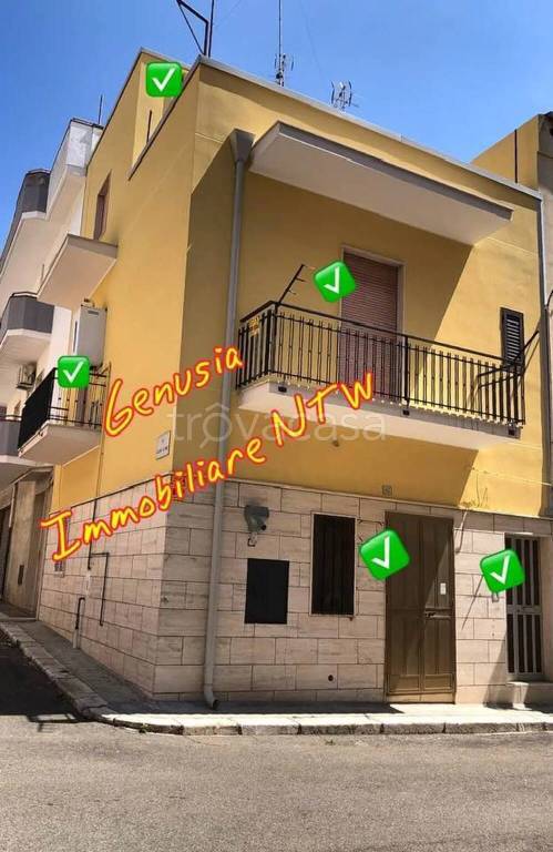 casa indipendente in vendita a Ginosa