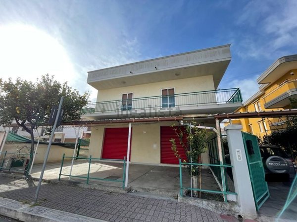 appartamento in vendita a Ginosa in zona Marina di Ginosa