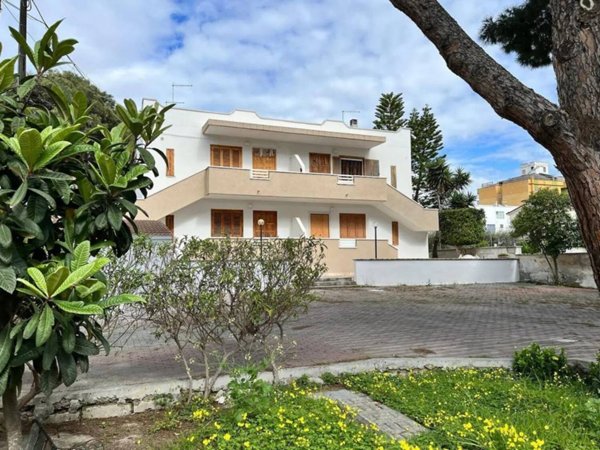 appartamento in vendita a Ginosa in zona Marina di Ginosa