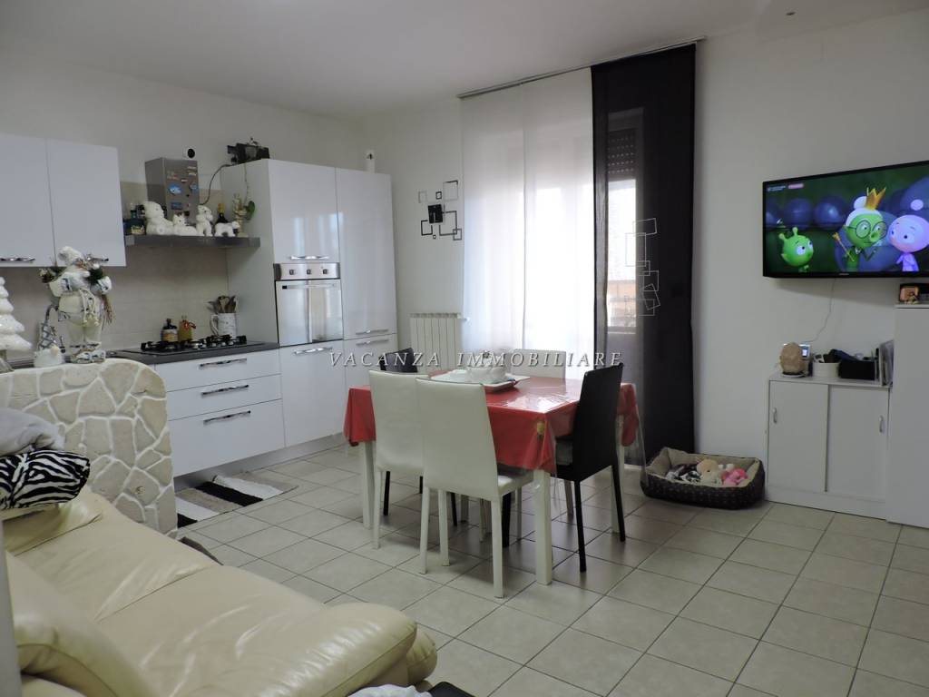 appartamento in vendita a Ginosa in zona Marina di Ginosa