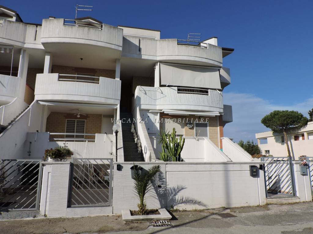 appartamento in vendita a Ginosa in zona Marina di Ginosa