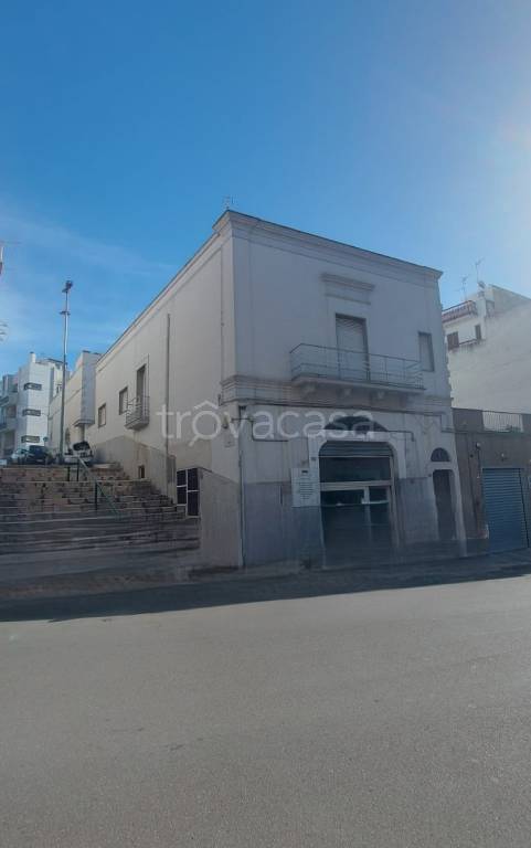 locale commerciale in vendita a Ginosa