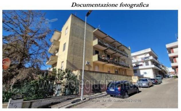 locale commerciale in vendita a Ginosa