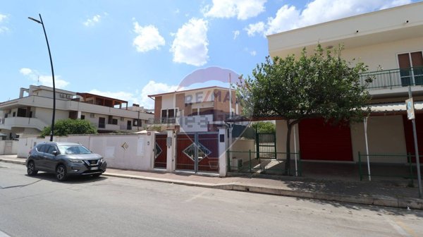 casa indipendente in vendita a Ginosa