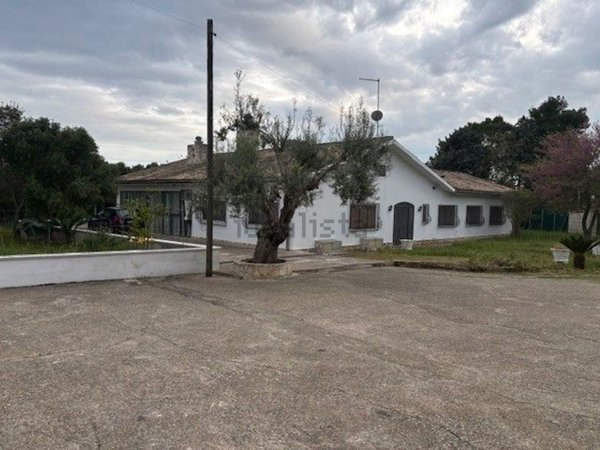 casa indipendente in vendita a Ginosa