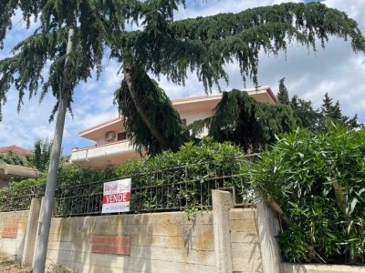 casa indipendente in vendita a Ginosa