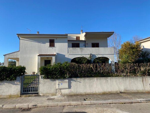 casa indipendente in vendita a Ginosa in zona Marina di Ginosa