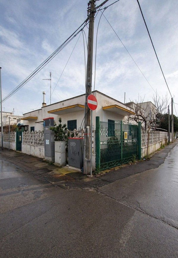 casa indipendente in vendita a Ginosa