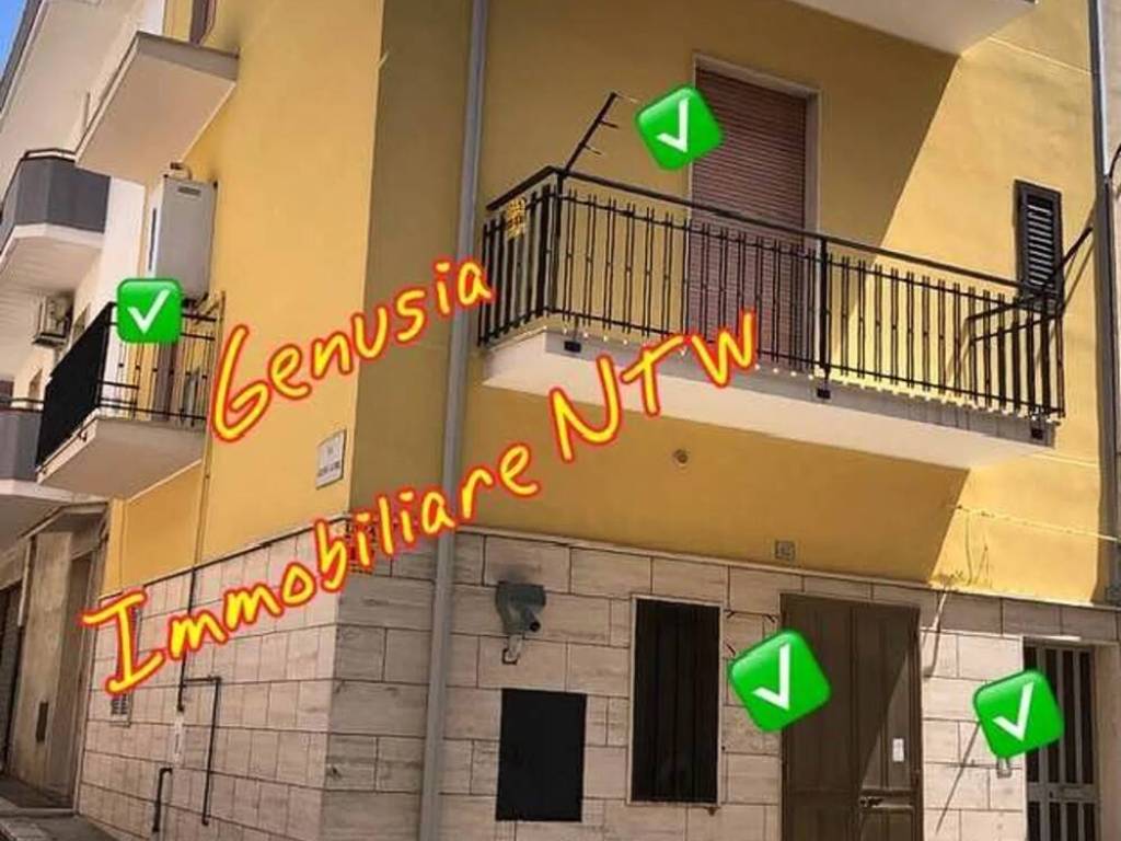 casa indipendente in vendita a Ginosa