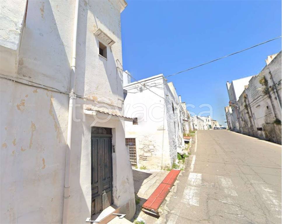 locale commerciale in vendita a Ginosa