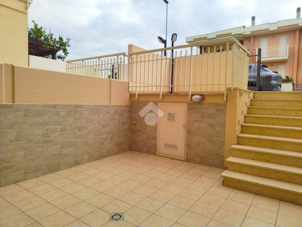 casa indipendente in vendita a Ginosa in zona Marina di Ginosa