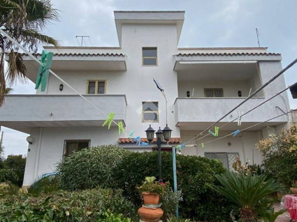 casa indipendente in vendita a Ginosa in zona Marina di Ginosa