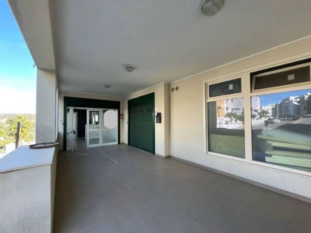 negozio in vendita a Ginosa