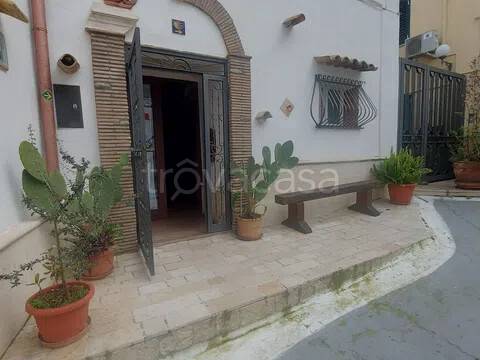 casa indipendente in vendita a Ginosa