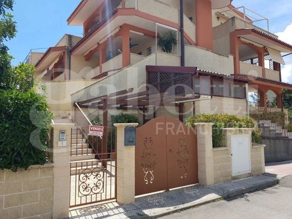 casa indipendente in vendita a Ginosa in zona Marina di Ginosa