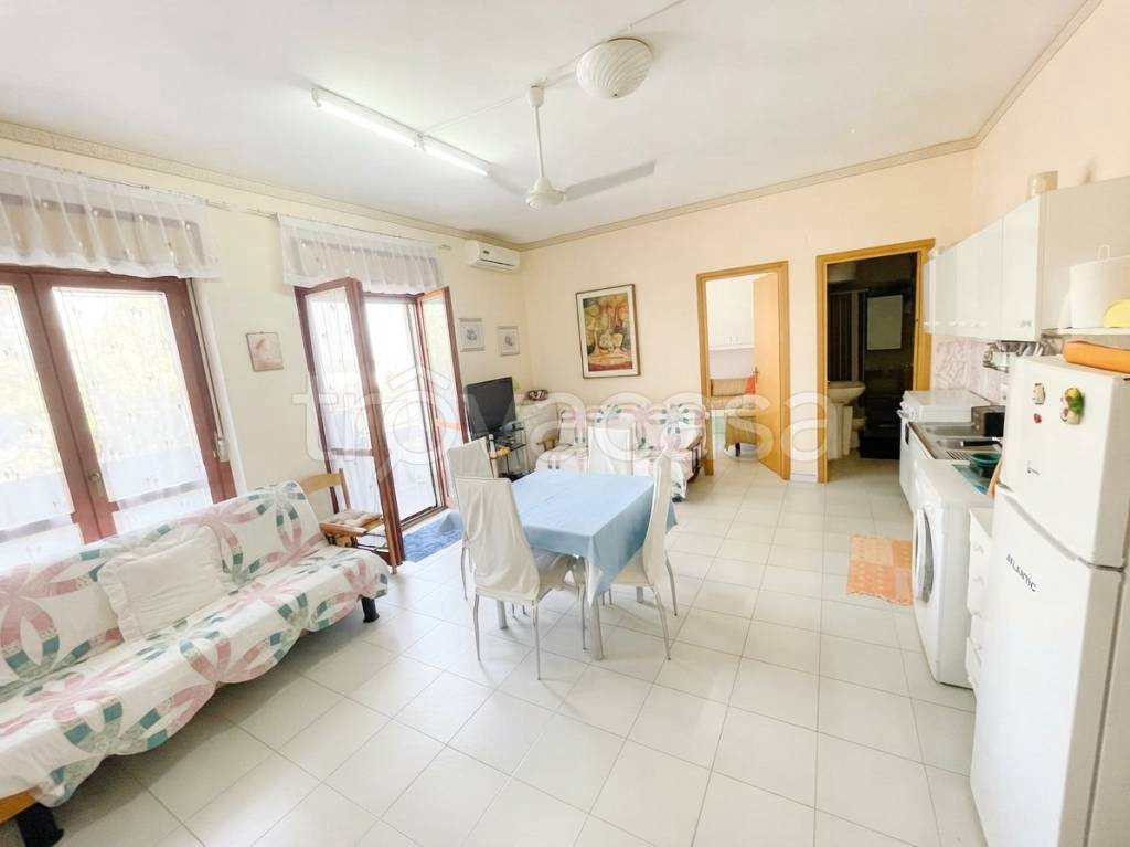 appartamento in vendita a Ginosa in zona Marina di Ginosa