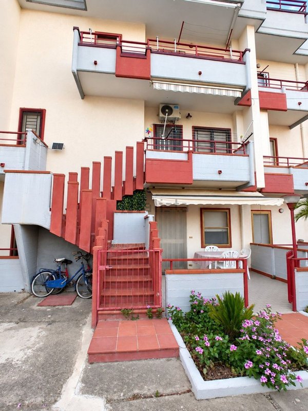 appartamento in vendita a Ginosa in zona Marina di Ginosa
