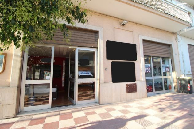 locale commerciale in vendita a Grottaglie